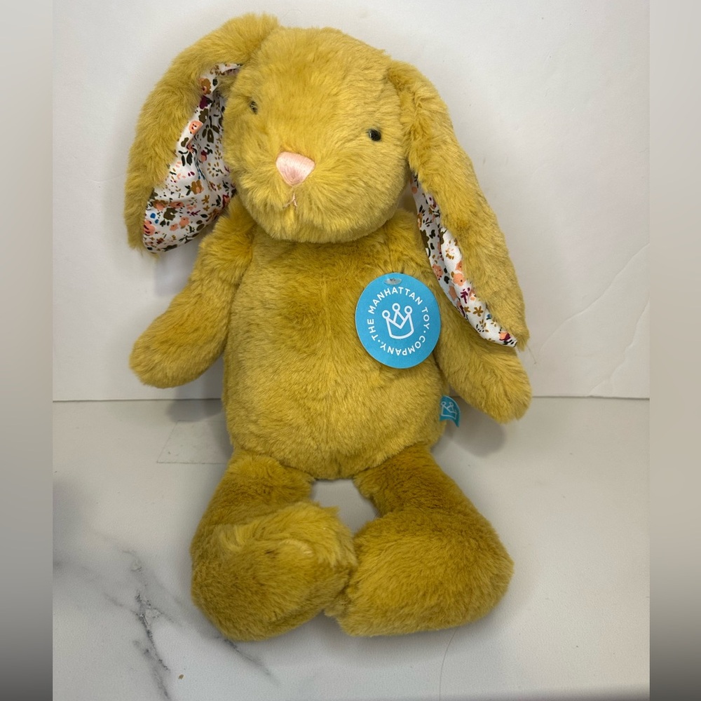 The Manhattan Toy Company Pattern Pals Rare yellow bunny 2019
